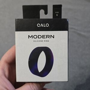 Qalo Modern Silicone Ring Galaxy Womens Size 5 Workout Wedding Band Athlete Gym